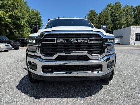 New 2026 RAM 5500 Tradesman w/ Chrome Appearance Group AWD/4WD image 2
