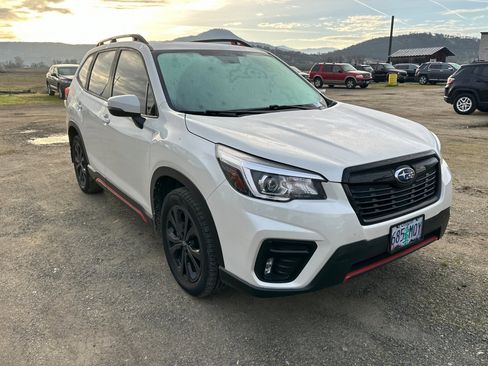 Used 2020 Subaru Forester Sport image 2