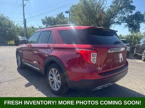 Used 2022 Ford Explorer XLT w/ Equipment Group 202A RWD image 4