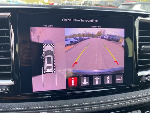 New 2026 Chrysler Pacifica Limited w/ S Appearance Package image 47