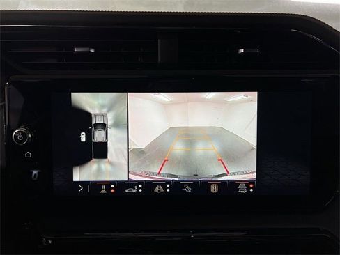 Certified 2024 GMC Sierra 2500 AT4 w/ AT4 Premium Plus Package image 51