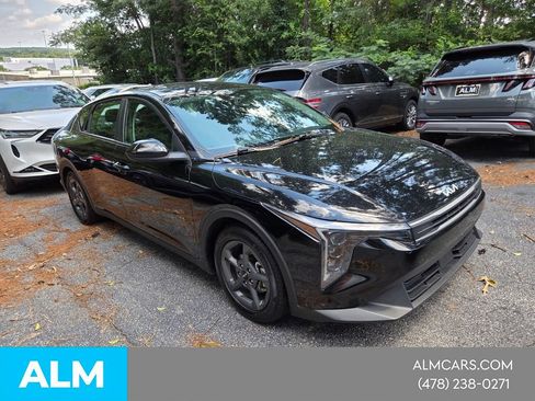 Used 2025 Kia K4 FWD image 20