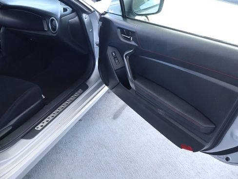 Used 2013 Scion FR-S image 29