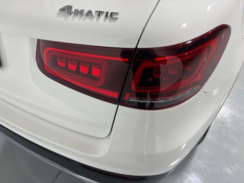 Used 2022 Mercedes-Benz GLC 300 4MATIC image 14