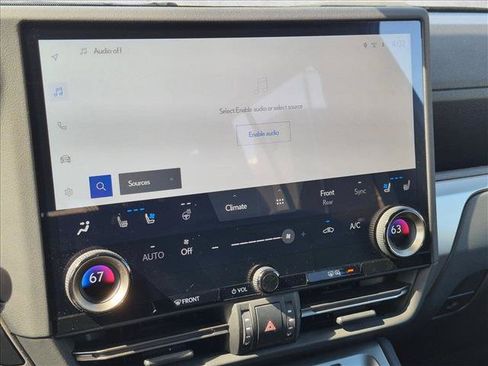 Used 2024 Lexus GX 550 w/ Cold Area Package AWD/4WD image 13