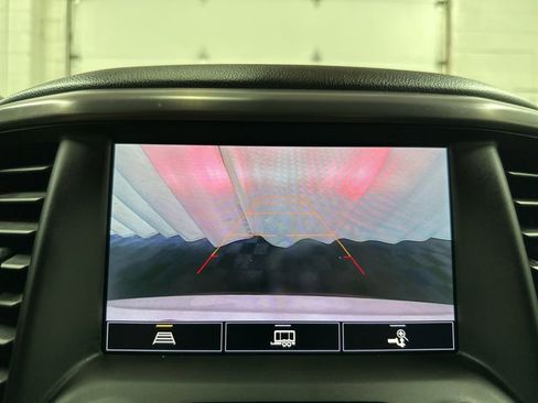 Used 2023 GMC Acadia AT4 w/ Preferred Package image 25