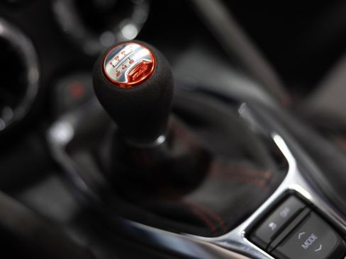 Used 2022 Chevrolet Camaro ZL1 image 37