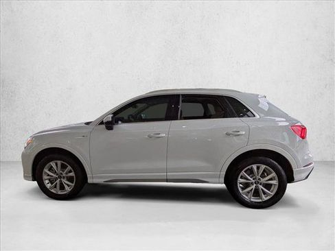 Used 2025 Audi Q3 2.0T Premium Plus w/ Premium Plus Package image 3