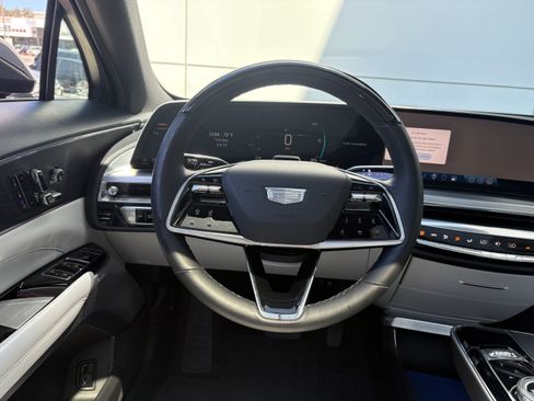 Certified 2024 Cadillac Lyriq Luxury RWD image 17