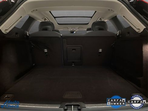 Used 2025 Volvo XC60 B5 Plus image 78