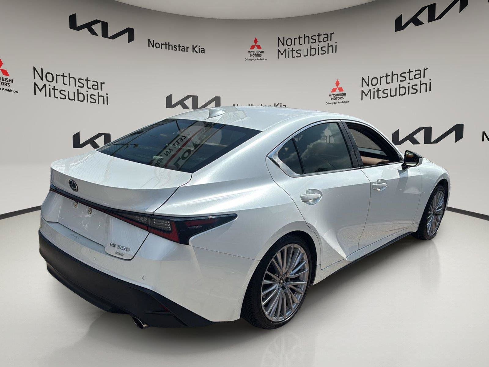 Used 2023 Lexus IS 300 AWD w/ Premium Package image 7