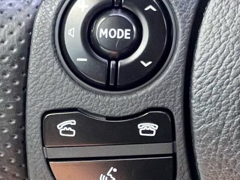 Used 2014 Lexus IS 250 w/ F-Sport Package RWD image 18