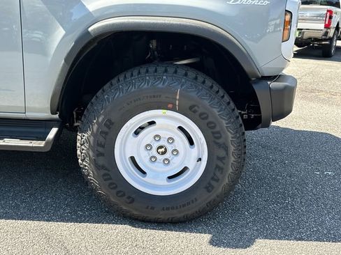 New 2026 Ford Bronco Heritage Edition AWD/4WD image 12