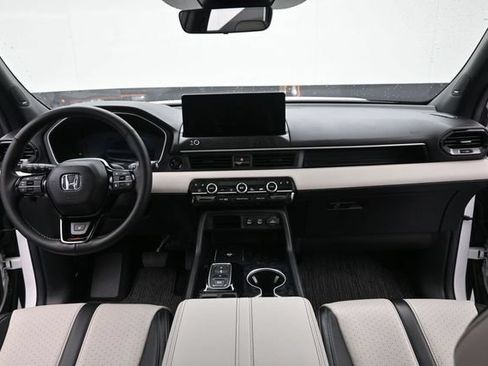 Used 2026 Honda Passport TrailSport Elite image 16