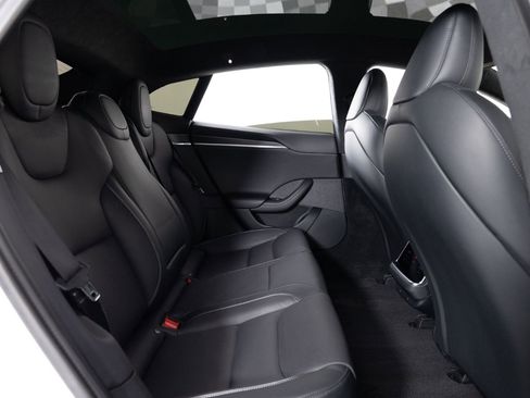 Used 2022 Tesla Model S Plaid image 23