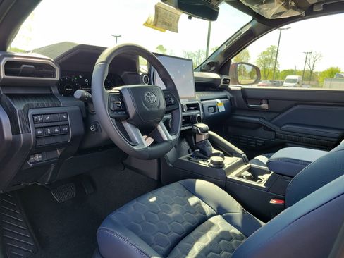 New 2026 Toyota 4Runner 4WD image 19