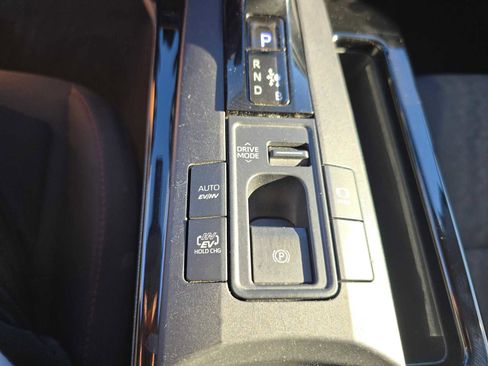 Certified 2023 Toyota Prius Prime SE image 31