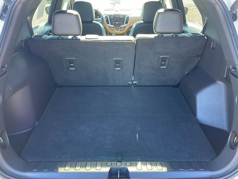 Used 2022 Chevrolet Equinox Premier image 16