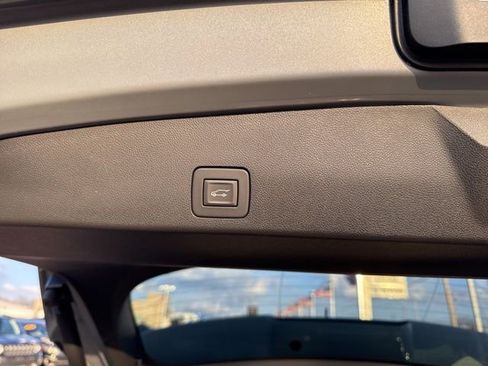 Used 2024 Buick Encore GX Avenir w/ Avenir Convenience Package image 21