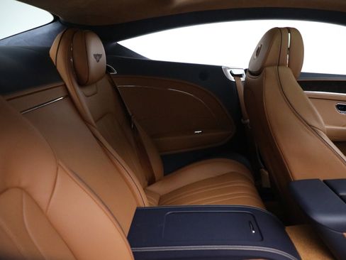 Used 2023 Bentley Continental GT Mulliner AWD/4WD image 28