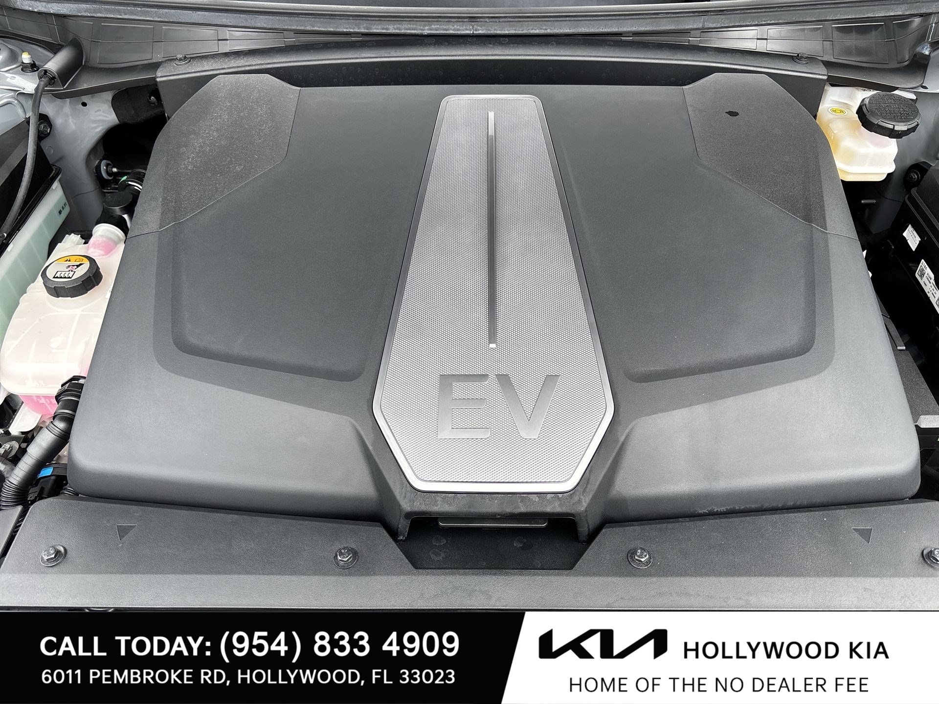 Used 2024 Kia EV6 GT-Line w/ GT-Line White Seat Package AWD/4WD image 18