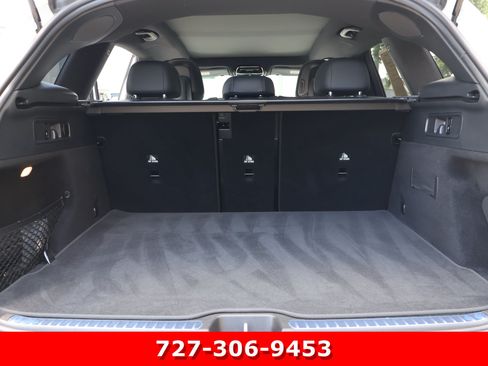 Used 2025 Mercedes-Benz GLC 300 image 19