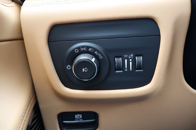 New 2027 Jeep Grand Cherokee Summit AWD/4WD image 27