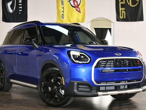Used 2025 MINI Cooper Countryman S AWD/4WD image 3