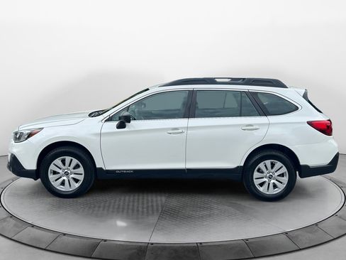 Used 2018 Subaru Outback 2.5i AWD/4WD image 4