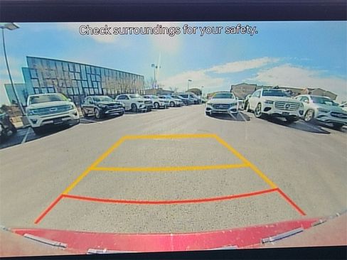 Used 2023 Genesis G70 2.0T image 18