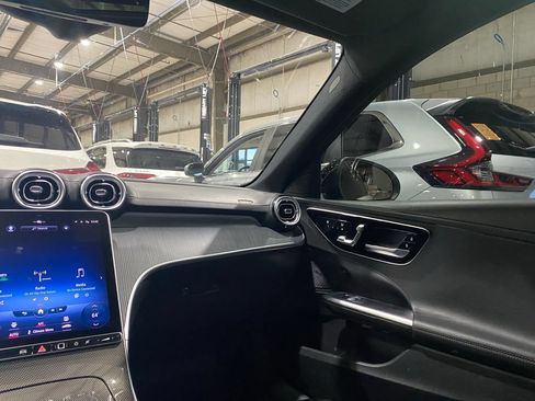 Used 2022 Mercedes-Benz C 300 Sedan image 4
