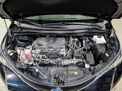 Used 2021 Toyota Sienna XLE w/ XLE Plus Package FWD image 51