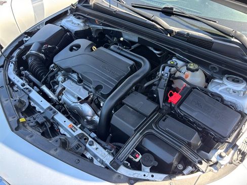 Used 2021 Chevrolet Malibu LS FWD image 22