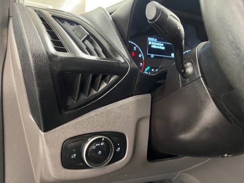 Used 2019 Ford Transit Connect XL image 8