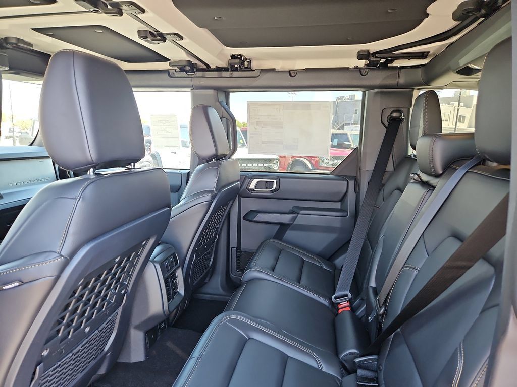 New 2026 Ford Bronco Badlands AWD/4WD image 19