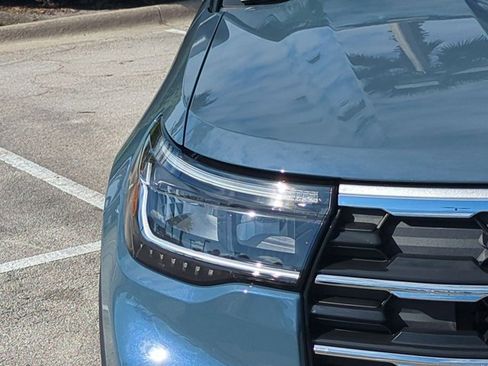 New 2026 Ford Explorer Active w/ Active Comfort Package image 10