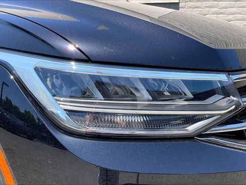 Certified 2023 Volkswagen Tiguan SE FWD image 27