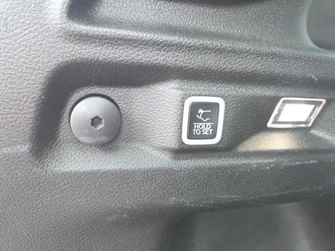 Used 2024 Jeep Grand Cherokee L Limited w/ Luxury Tech Group II image 58