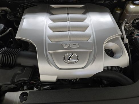 Used 2016 Lexus LX 570 4WD image 34