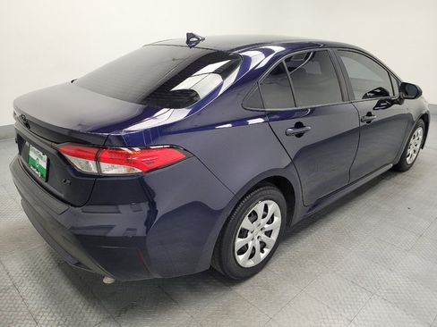 Used 2021 Toyota Corolla LE w/ Carpet Mat Package (TMS) FWD image 10