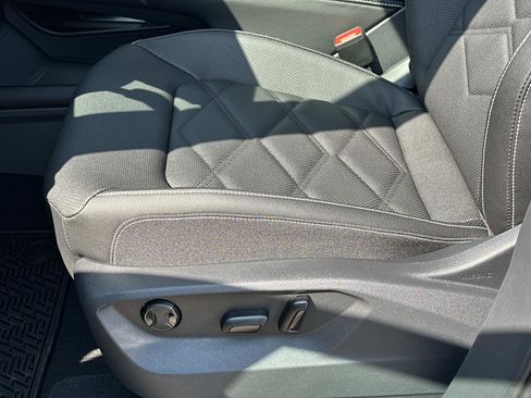 New 2026 Volkswagen Atlas SE image 18