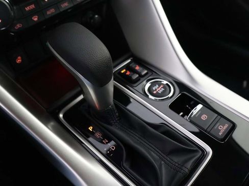 New 2025 Mitsubishi Eclipse Cross SEL image 51