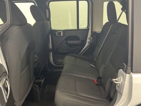 Used 2023 Jeep Wrangler Sport S image 17