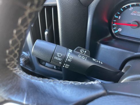 Used 2019 Chevrolet Silverado 2500 LT image 21