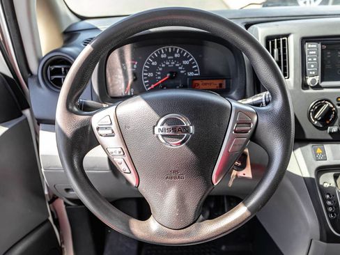 Used 2020 Nissan NV200 SV FWD image 17