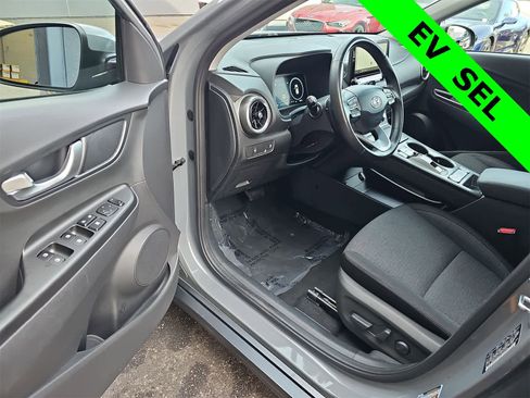 Certified 2023 Hyundai Kona SEL w/ Cargo Package image 10