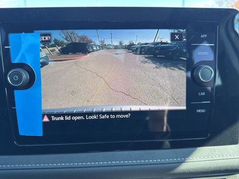 New 2026 Volkswagen Taos SE image 29