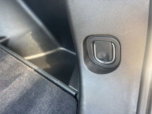 Used 2025 Chevrolet Equinox EV LT FWD image 18