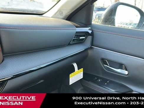 New 2026 Nissan Kicks SR w/ Cold Weather Package image 18