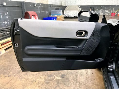 Used 2025 MINI Cooper S FWD image 26